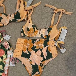 Fe Noel Swimsuit Size Large